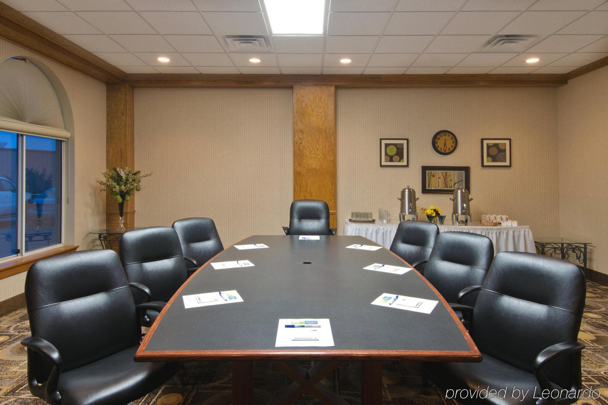 Holiday Inn Express & Suites North Platte By Ihg Экстерьер фото