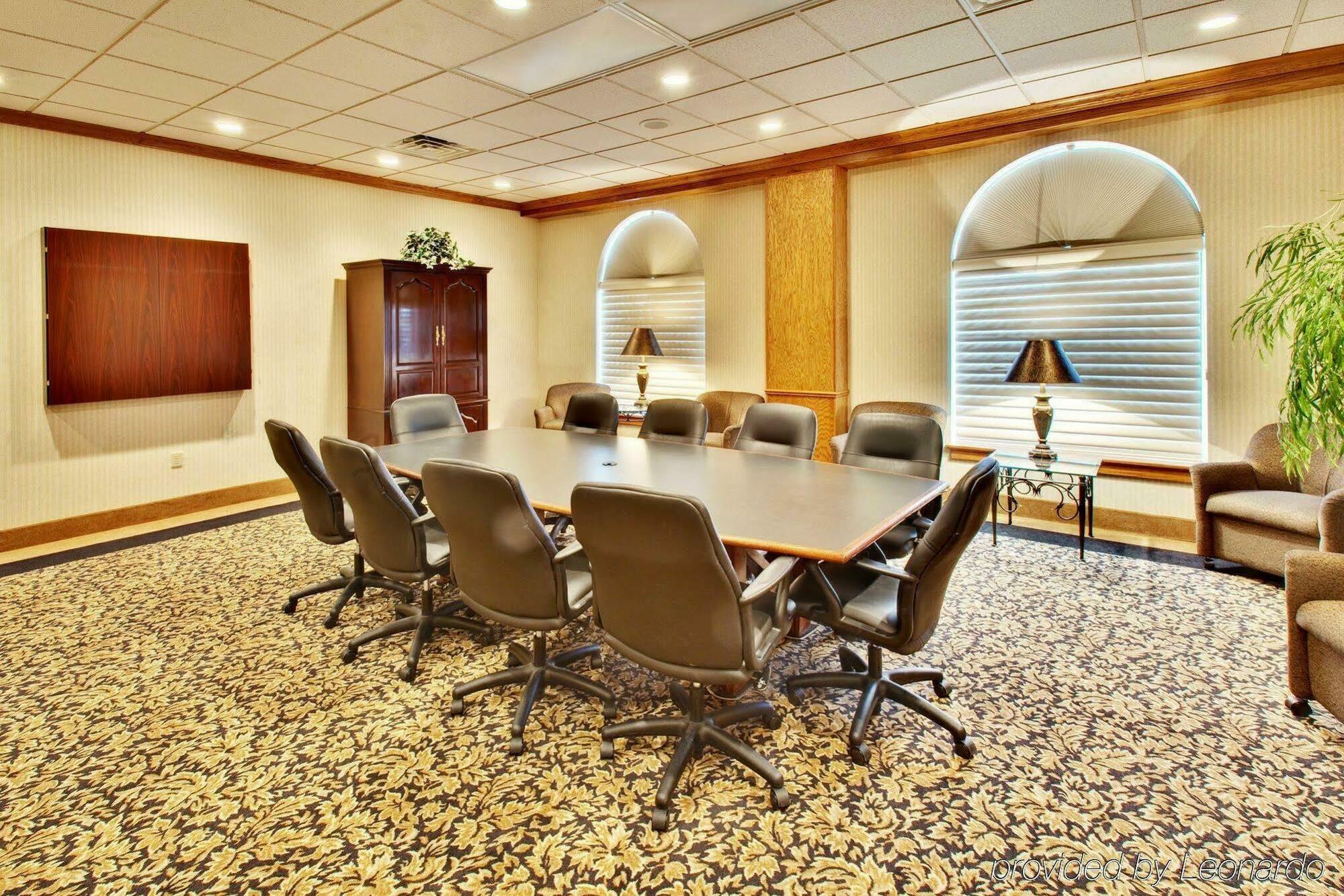 Holiday Inn Express & Suites North Platte By Ihg Экстерьер фото
